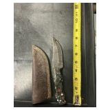 Fixed blade knife handmade Damascus steel