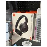 JBL Tune 520 BT wireless headphones