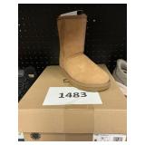 Ugg W classic short II size 5