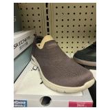Skechers ladies slip on size 8