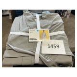 Room Essentials bath robe L/XL