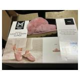 Womens suede & sherpa slipper size 9