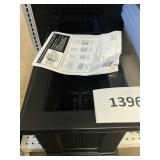 Mayne cape cod planter 24x11x11in