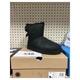 Ugg mini Bailey bow II size 8
