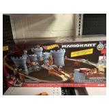 Hot Wheels Mariokart Bowsers castle raceway