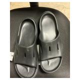Hoka slides sizeW11M9