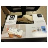 Womens suede & sherpa slipper size 9