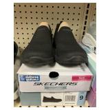 Skechers womens slip on size 9