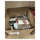 Womens clothing lot approx 12 ct XL