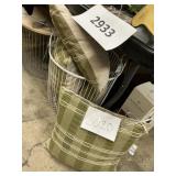 Hearth & Hand pillow set of 4   20inx20in