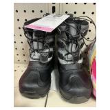 Kids snow boots size 7/8