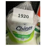Chinet dinner plates 165 ct