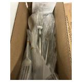 SS flatware 20 pc set satin