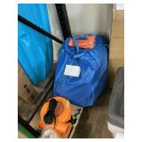 Bounce house ?-NO box