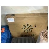 Zinuz CK bed frame ?