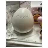 Ing Baby Dinosaur in egg toy
