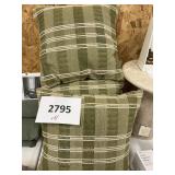 16x16in Accent pillows 4 ct