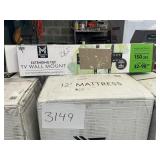 Extending tilt TV wall mount 32-98in