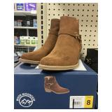White Mt womens ankle boot size 8
