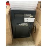 Sentry safe 37Hx22inWx18inD-has keys