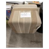 Threshold Lynwood cube 19x19x19in