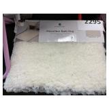 Microfiber bath rug 17inx26in