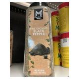 Ground black pepper 18 oz