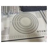 Silicone notsticky measureing mat 2 ct