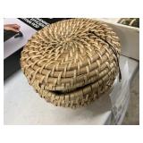 Hearth & Hand 3inx5in Basket w/ lid