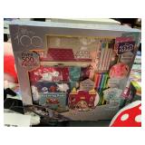 Disney deluxe activity set over 500pcs