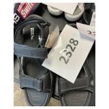 Eddie Bauer mens sandal 11M