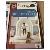 Indoor bounce house