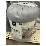 Down ALt comforter set F/Q