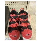 Nike "I got next"  size 8- worn once -NO box