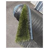 Roll artifical turf approx 15ft W