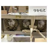 Threshold ornament set