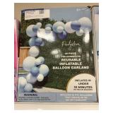 PartyAire 28pc balloon garland