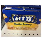 Act II butter lovers popcorn 32 bags