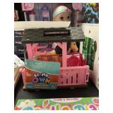 Be My Own happy horse stable playset