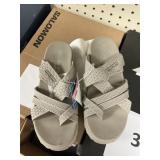 Skechers womens sandals size 6