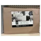 Hotel Coll 700tc King sheet set