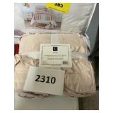 Lush decor quilted throw 50inx60in