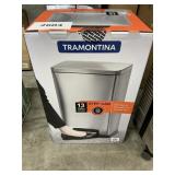 Tramontina 13gal step on trash can