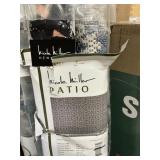 Nicole Miller patio rug 3ft11inx5ft2in