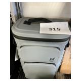 24 Can backpack cooler