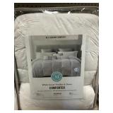 Martha Stewart white goose feather & down F/Q