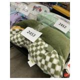 Pillowfort    alligator slumber bag