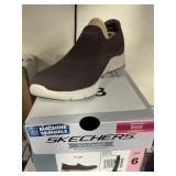 Skechers arch comfort ladies slip on size 6
