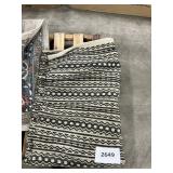 Threshold area rug 4ftx6ft