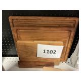 3- Wooden board and holder set-NO box
